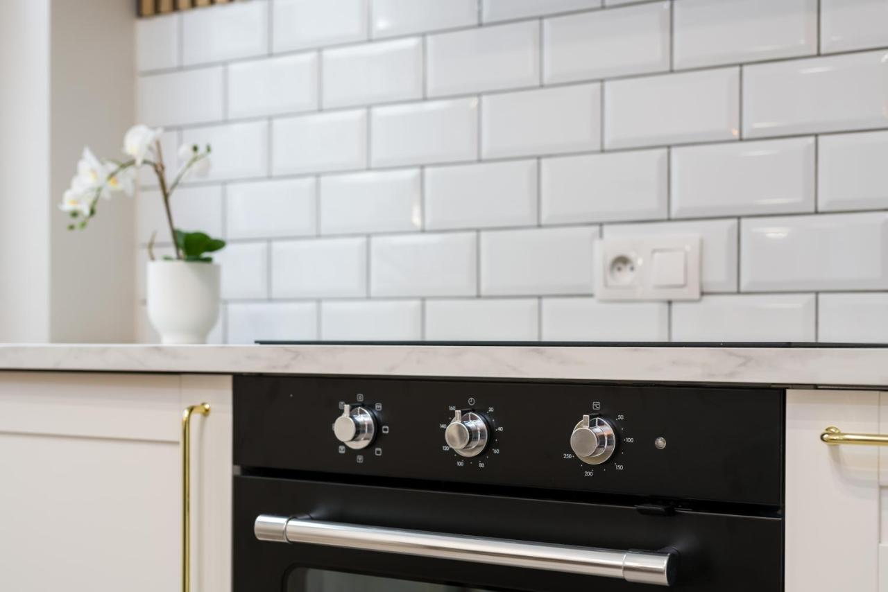 Modern Studio Apartments Poznan City Center By Noclegi Renters Bagian luar foto