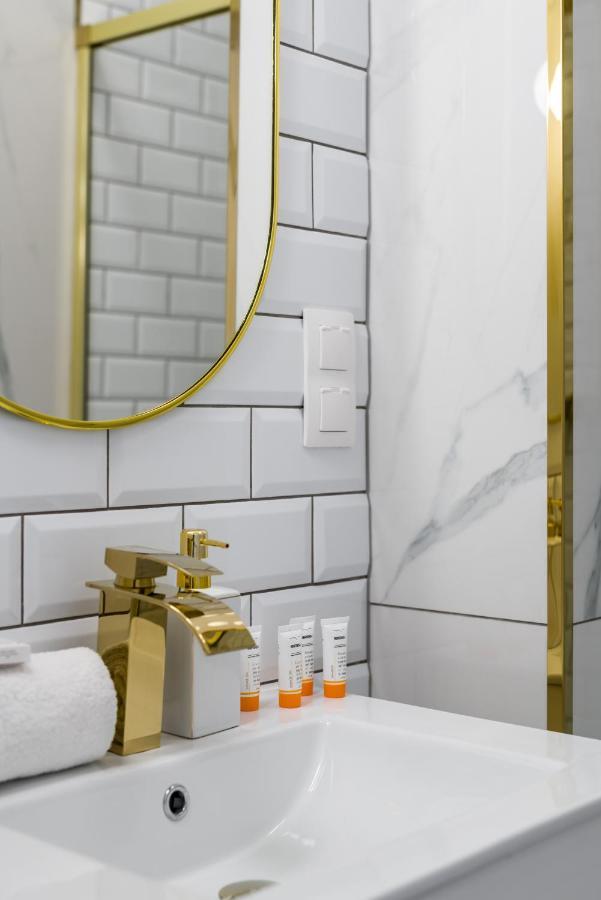 Modern Studio Apartments Poznan City Center By Noclegi Renters Bagian luar foto