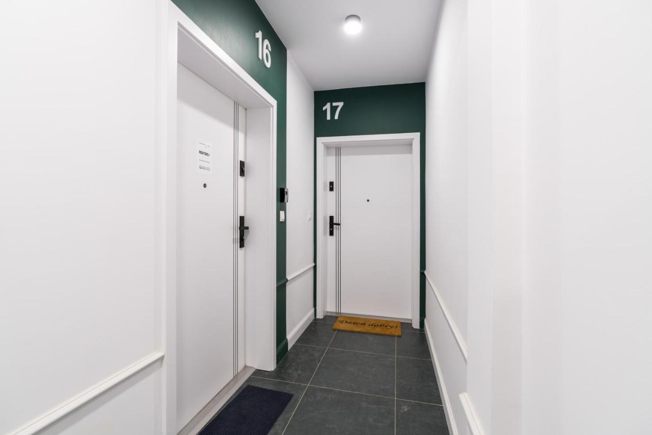 Modern Studio Apartments Poznan City Center By Noclegi Renters Bagian luar foto