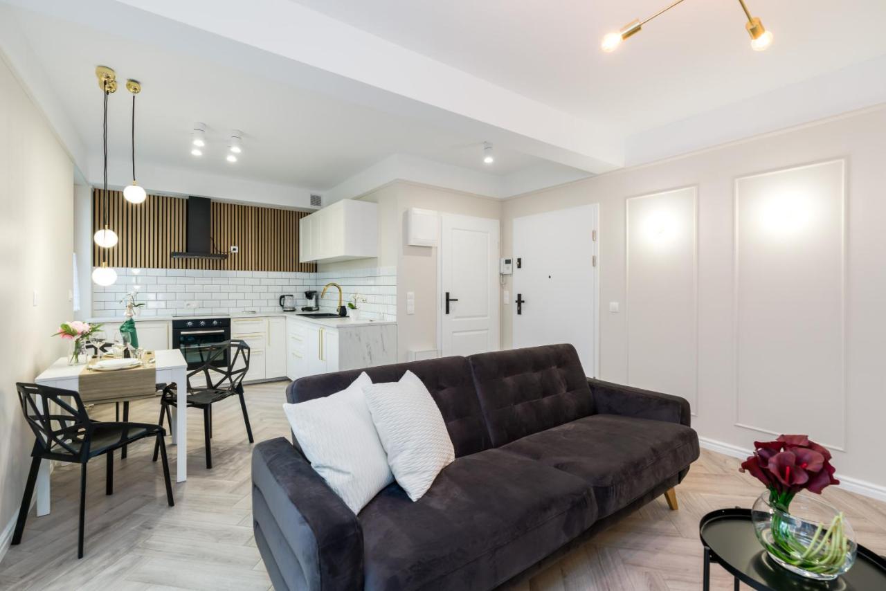 Modern Studio Apartments Poznan City Center By Noclegi Renters Bagian luar foto